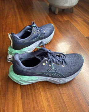 Asics NovaBlast 4 - Linha Premium