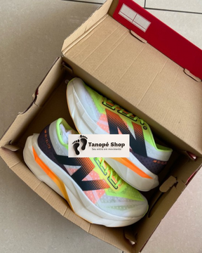 New Balance SC Elite v4 - Linha Premium